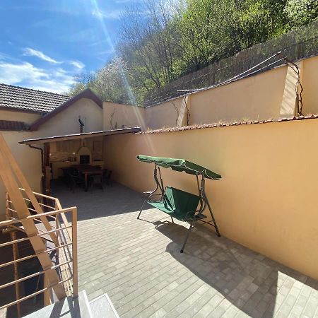 Casa Basu Villa Băile Herculane Buitenkant foto