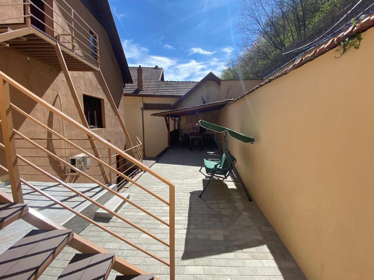 Casa Basu Villa Băile Herculane Buitenkant foto